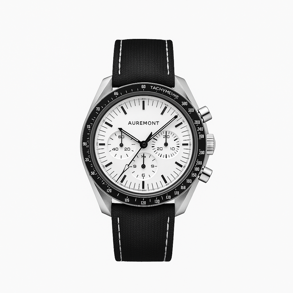 Omega Speedmaster 311.32.42.30.04.003 Silver Snoopy Apollo XIII 45th Anniversary Edition Stainless Steel White Dial Limited Edition of 1970 (2015)