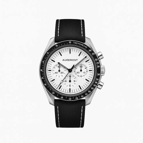 Omega Speedmaster 311.32.42.30.04.003 Silver Snoopy Apollo XIII 45th Anniversary Edition Stainless Steel White Dial Limited Edition of 1970 (2015)